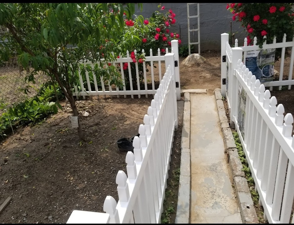 Vinyl (PVC) Fencing Installation